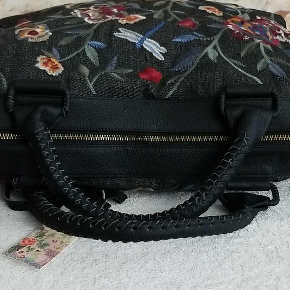 New Johnny Was  Krysha Overnight Tote - Picture 7 of 12